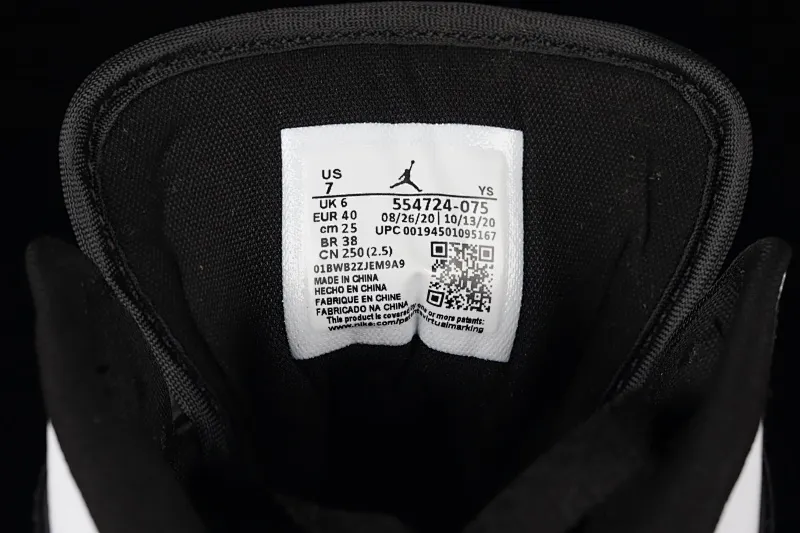 All categories Air Jordan Jordan series basketball shoes Air Jordan 1 Mid Air Jordan 1 Mid SE AJ1 Joe 1 graffiti black and white China basketball shoes 554724-075